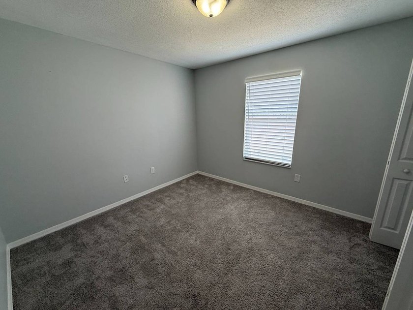 3 Bedroom, 2.5 bath, 2 story home with a 3 car garage in - photo 23