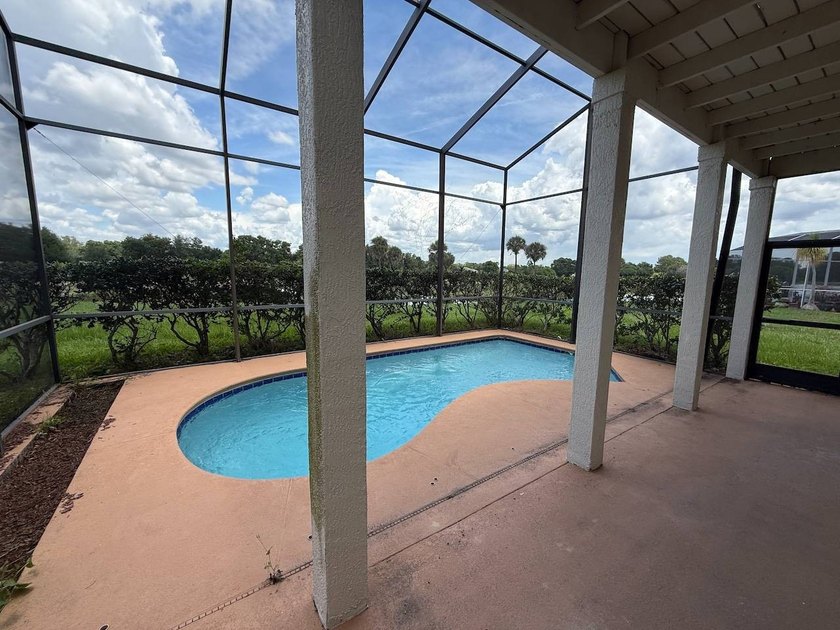 3 Bedroom, 2.5 bath, 2 story home with a 3 car garage in - photo 26