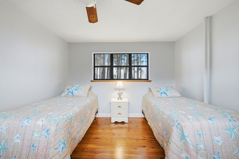 Introducing Bayshore Retreat - a rare 1.4-acre bayfront - photo 39