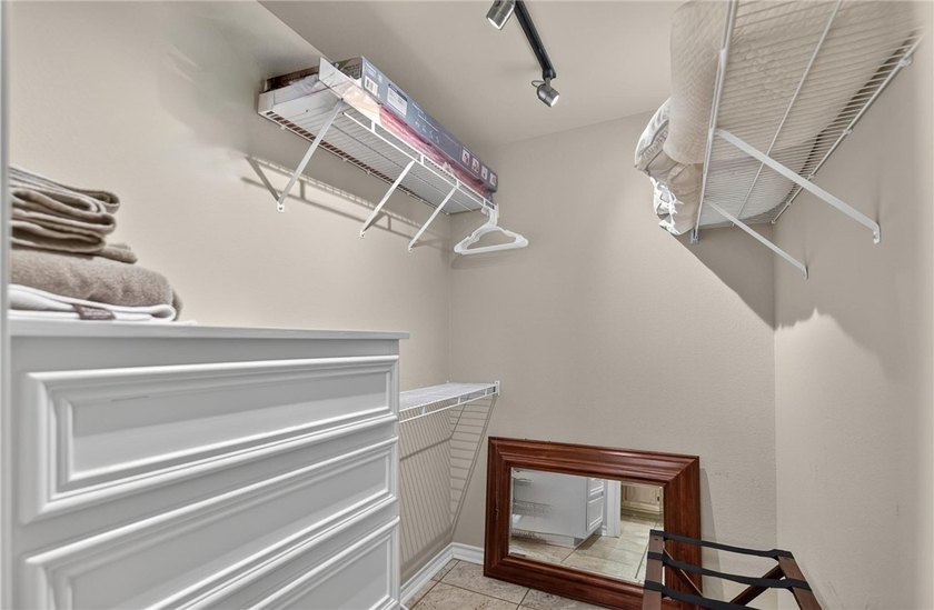WELCOME TO ISLAND PARADISE CONDOMINIUMS...an intimate 3-story - photo 26
