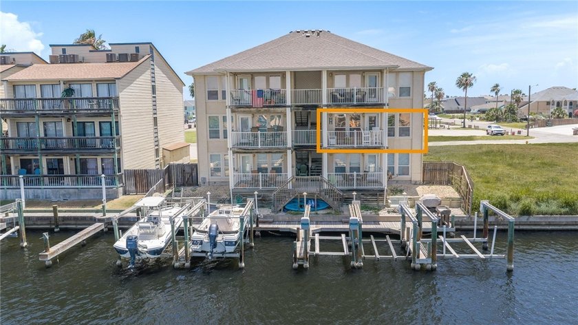 WELCOME TO ISLAND PARADISE CONDOMINIUMS...an intimate 3-story - photo 35