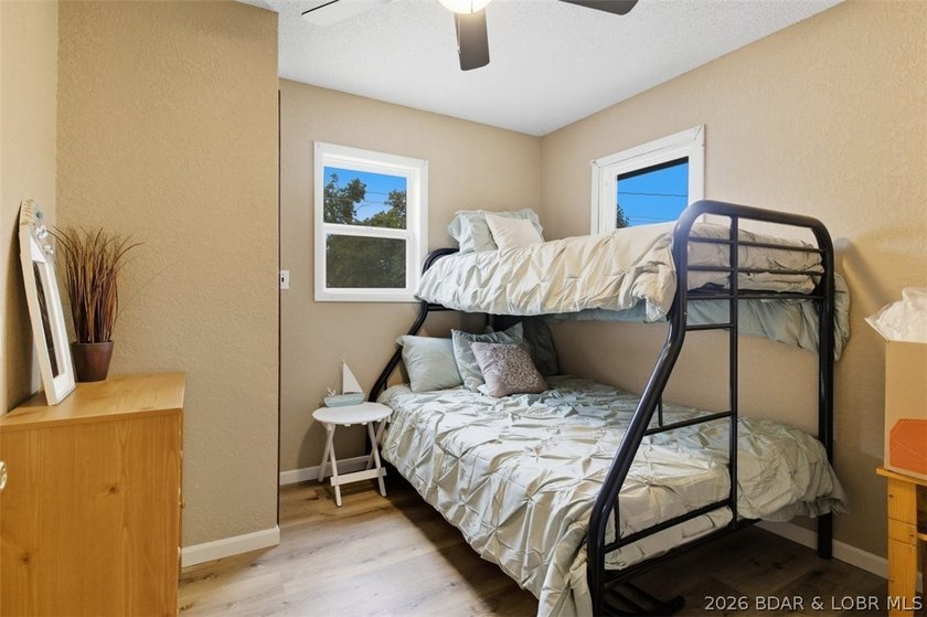 Lake living without the waterfront price! Welcome to this - photo 7