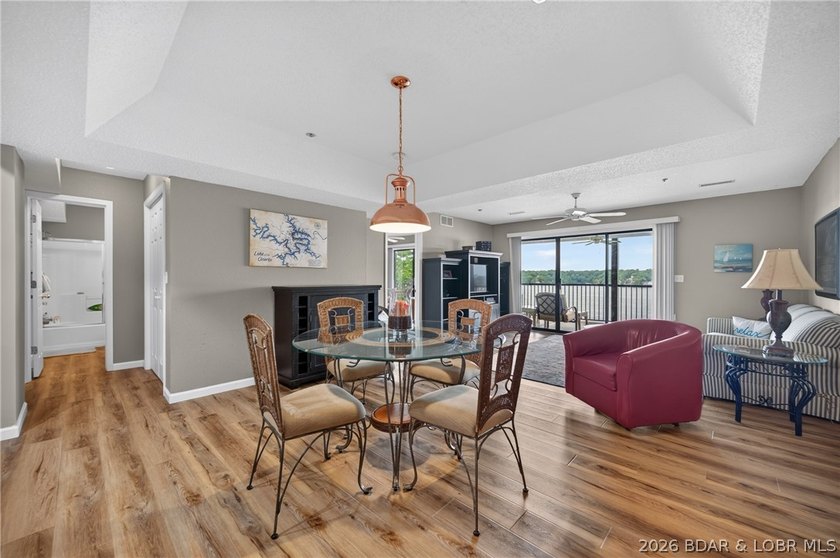 Life at Lake of the Ozarks is calling with this Gorgeous Condo - photo 8