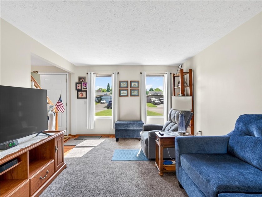 Past delayed negotiations! You will LOVE this WELL MAINTAINED - photo 9