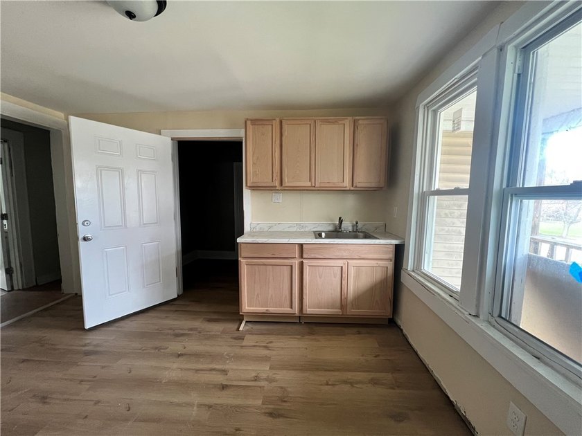 Value-add opportunity with tremendous upside! This four-unit - photo 5