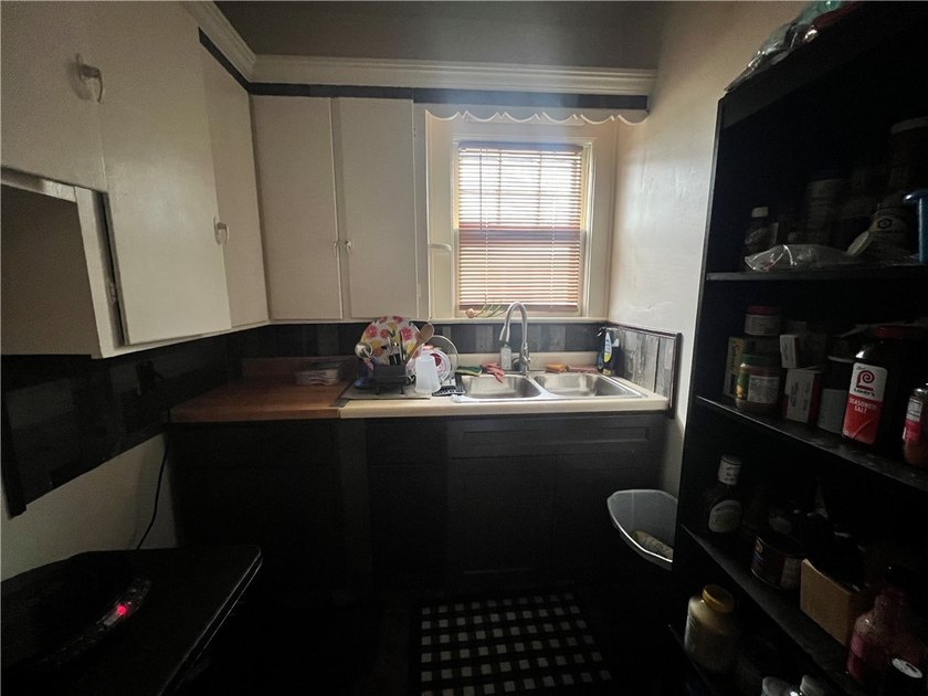 Turnkey investment opportunity! This fully occupied duplex at - photo 3