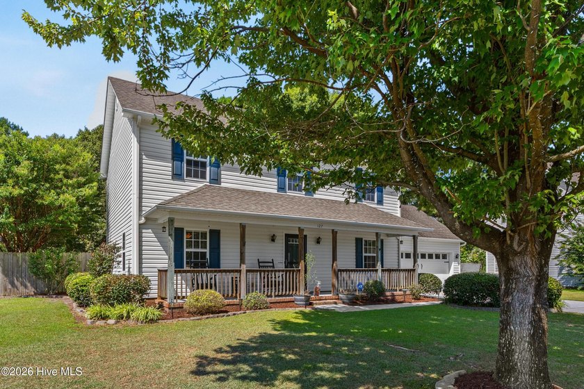 Welcome to 127 Trailwood Drive! If you've been looking for a - photo 3