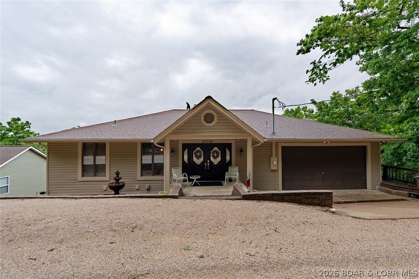 Luxury lake living meets exceptional value in sought-after Bogue - photo 2