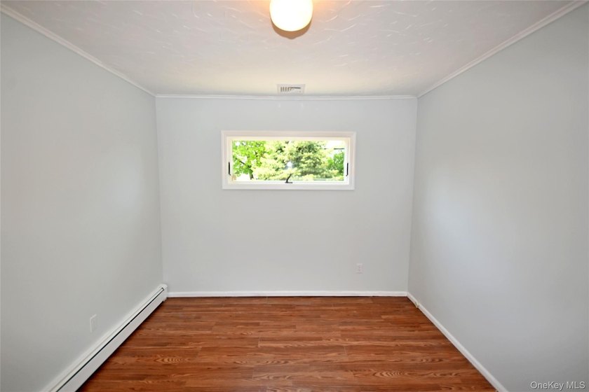 Spacious 4-Bedroom, 2-Bath Home in the Heart of Wantagh Welcome - photo 22