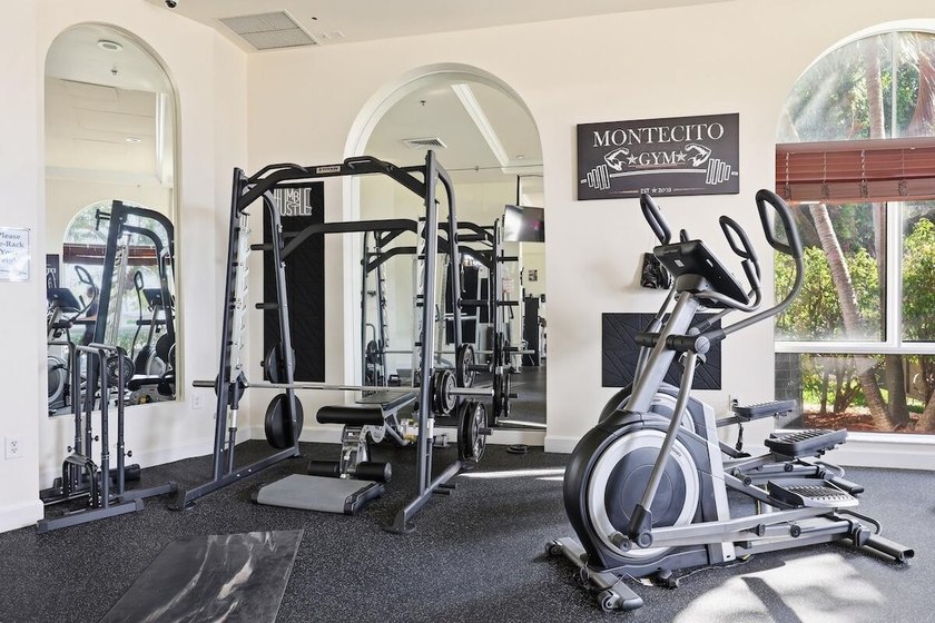 Freshly Updated and Move-In Ready in the beautiful Montecito! - photo 25