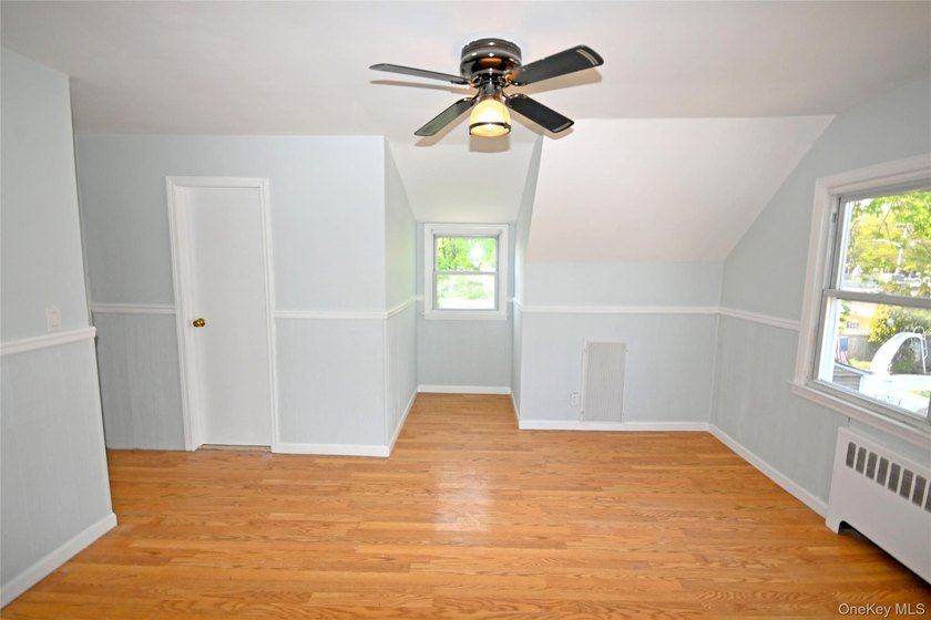 Spacious 4-Bedroom, 2-Bath Home in the Heart of Wantagh Welcome - photo 37