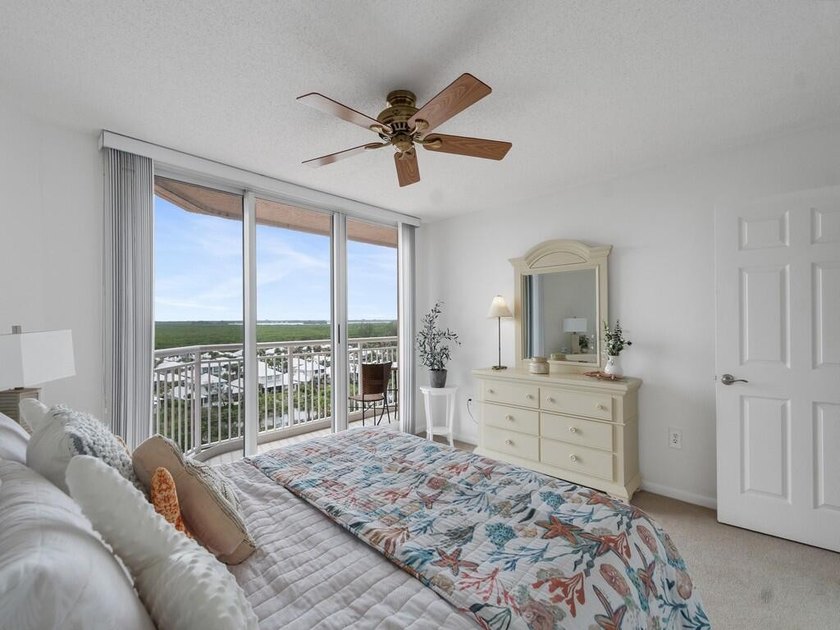 Expansive ocean and lagoon views from every room in this direct - photo 20