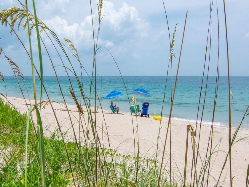 Expansive ocean and lagoon views from every room in this direct - photo 35