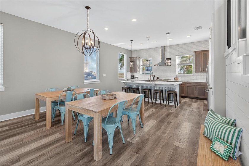 LAKEFRONT HOME IN A NICHE BEACHFRONT COMMUNITY, *DAS STRANDHAUS* - photo 15