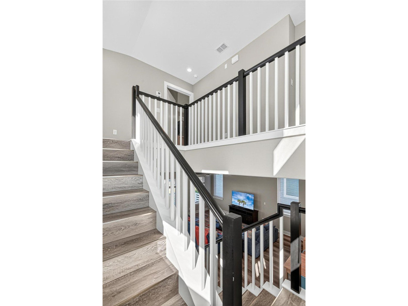 LAKEFRONT HOME IN A NICHE BEACHFRONT COMMUNITY, *DAS STRANDHAUS* - photo 24