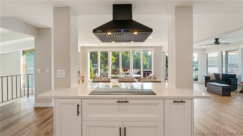 This rare lakefront villa-esque condo is one of only 2 units in - photo 9