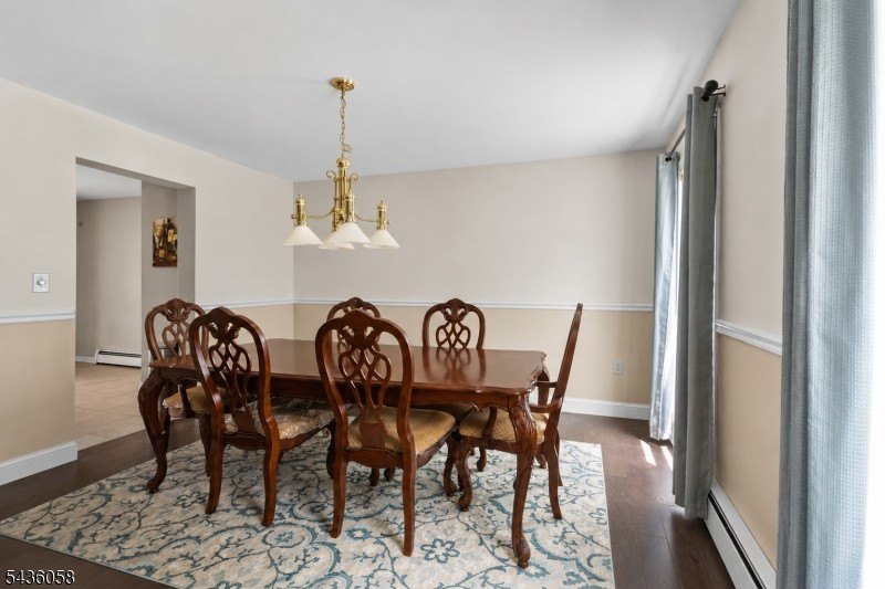 Welcome to this beautifully maintained, sun-drenched colonial - photo 15