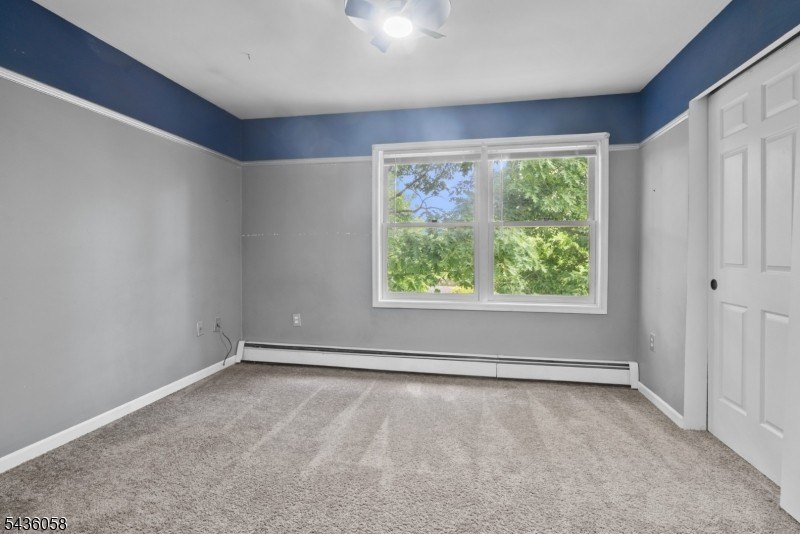 Welcome to this beautifully maintained, sun-drenched colonial - photo 28