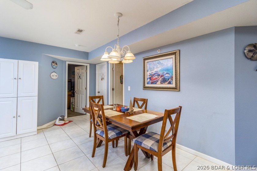 Enjoy easy lake living in this well-maintained 3-bedroom, 2-bath - photo 10