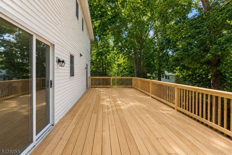 Welcome to this beautifully maintained, sun-drenched colonial - photo 43