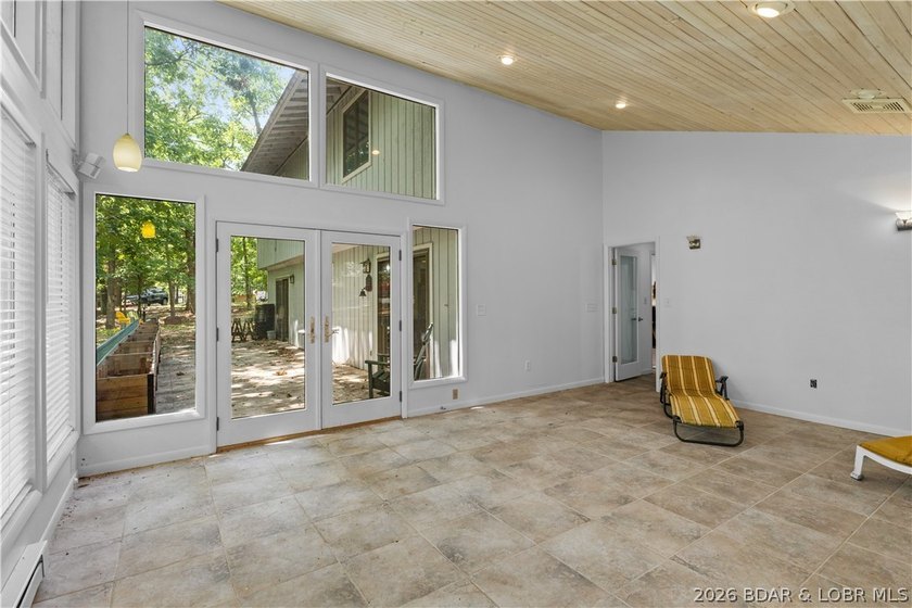 Welcome home in the beautiful Tan-Tar-A Estates/Margaritaville - photo 2