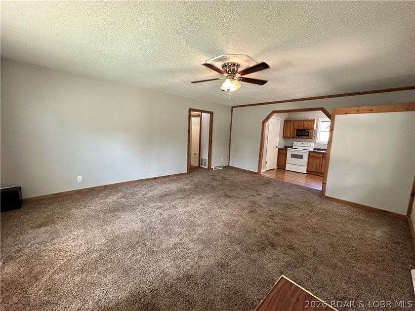 2-bedroom home conveniently located just minutes from the - photo 4