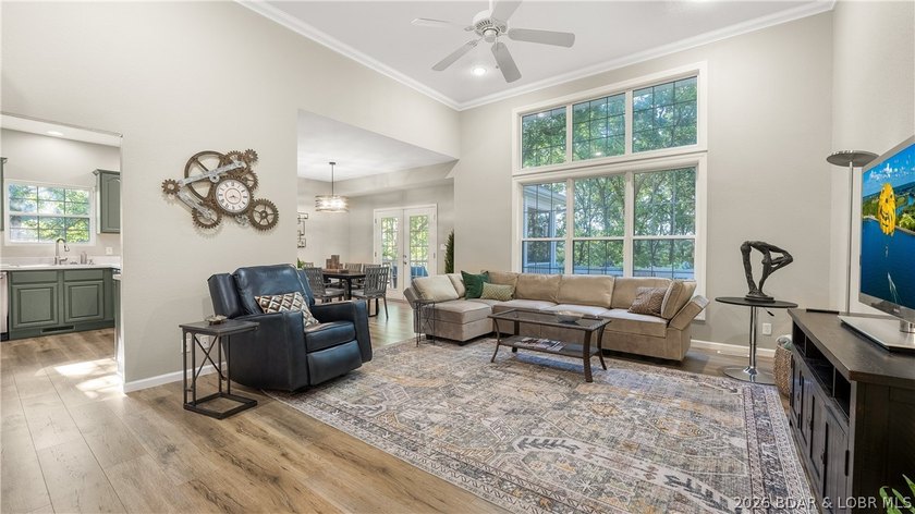 Experience comfort, convenience and modern updates in the heart - photo 3