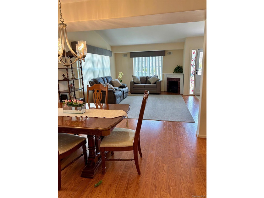Available - Buyer backed out! Welcome to 155 Glen Drive - a - photo 5