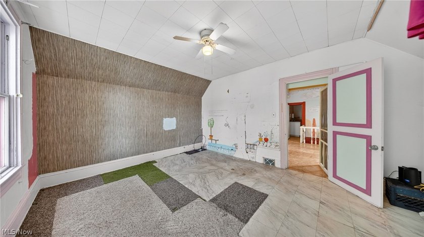Not your typical cookie-cutter home. This 3-bedroom property is - photo 12