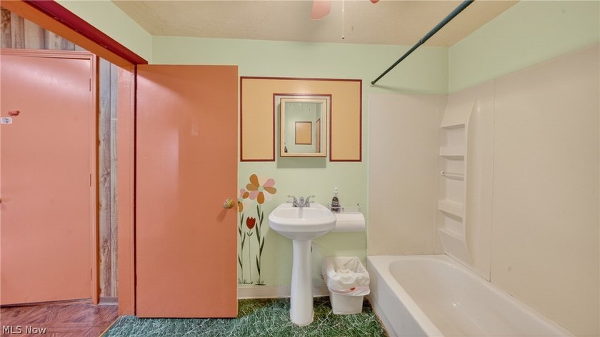 Not your typical cookie-cutter home. This 3-bedroom property is - photo 23