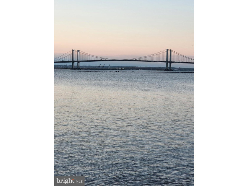 Enjoy waterfront living in this beautifully renovated cottage - photo 27