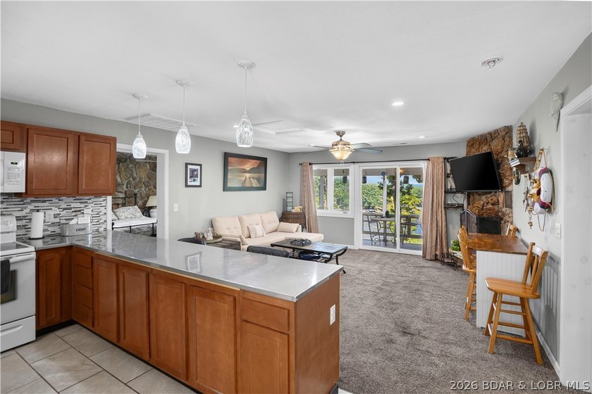 Enjoy panoramic lake views of the 4 Mile Marker from this - photo 7