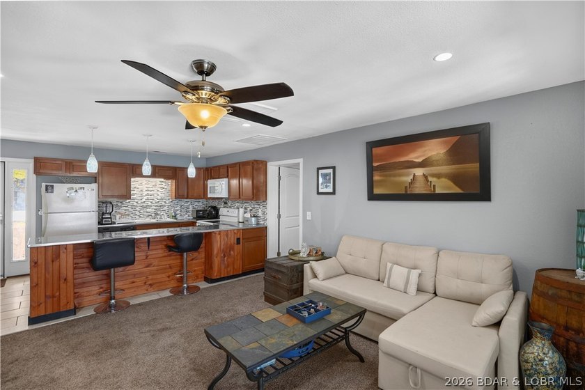 Enjoy panoramic lake views of the 4 Mile Marker from this - photo 10