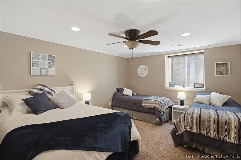 Don't miss this beautiful 1,800 sq. ft. furnished lakefront - photo 8