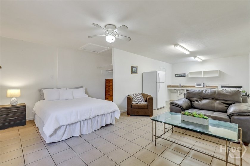 Rare opportunity to acquire a 25-unit extended-stay - photo 12