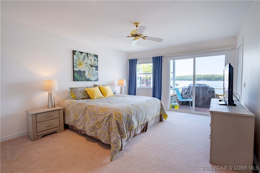 Experience the best of lakeside living in this unique property - photo 20