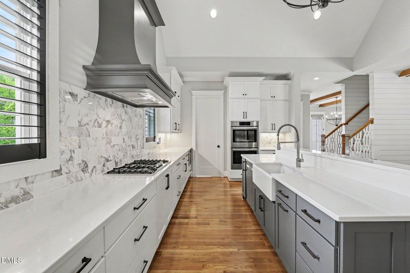 Former 2019 Parade of Homes Gold Winner, this exceptional modern - photo 22