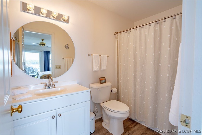 Experience the best of lakeside living in this unique property - photo 24