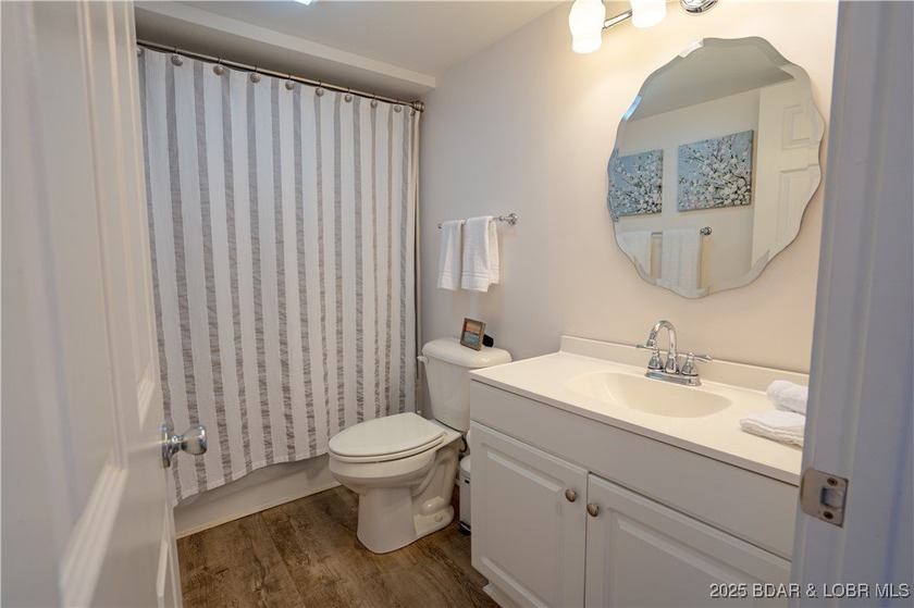 Experience the best of lakeside living in this unique property - photo 27
