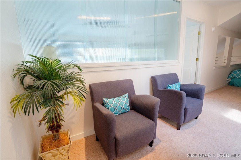 Experience the best of lakeside living in this unique property - photo 31