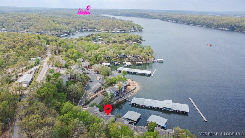 Experience the best of lakeside living in this unique property - photo 38