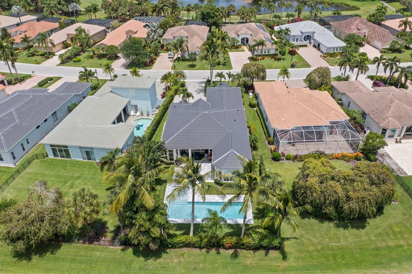 Ironhorse is a prestigious community of 324 homes built around - photo 47
