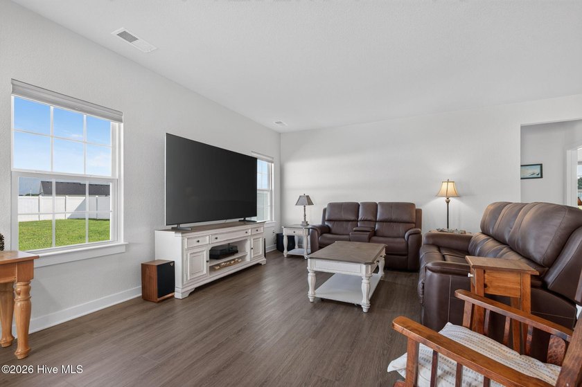 Why wait to build when you can move right into a home that feels - photo 8