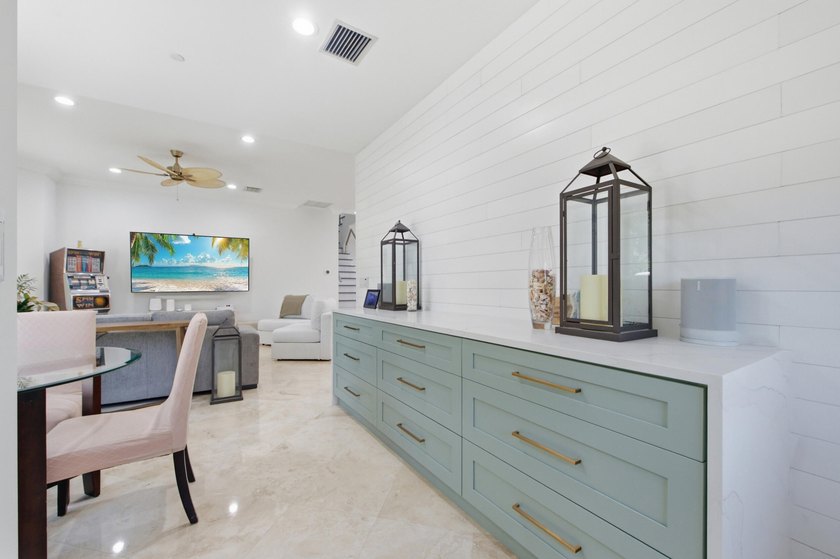 Beautiful 3-bedroom, 3.5-bath townhome on intercoastal located - photo 18