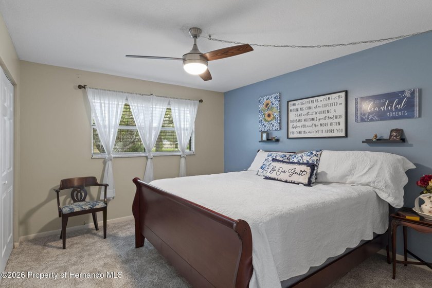 3/2/2 Home - NO HOA - NOT IN A FLOOD ZONE - BEAUTIFULLY - photo 24