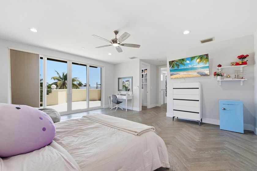 Beautiful 3-bedroom, 3.5-bath townhome on intercoastal located - photo 36
