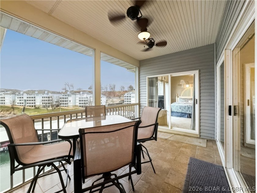 TOP floor end unit with main channel view! Comes with 12 x 32 - photo 2