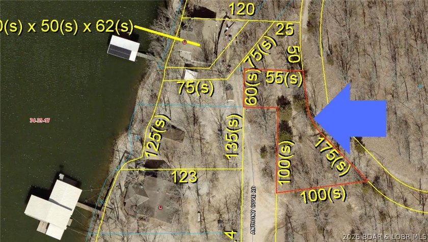 Create your own Lake of the Ozarks retreat on this peaceful - photo 4