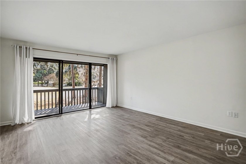 Welcome to effortless, maintenance-free living in The Landings - photo 27