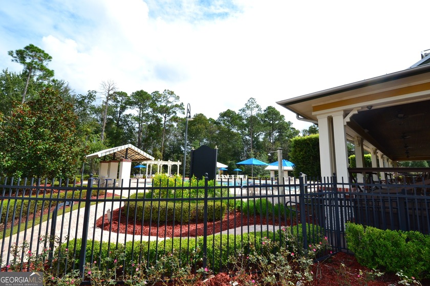 Fantastic building lot in Prestigious Winding River Community - photo 4